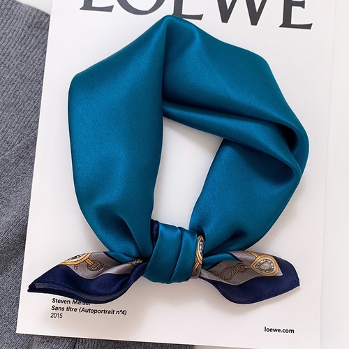  Korean version of the new spring and summer silk square scarf for women solid color 53cm scarf decorative headband small silk scarf