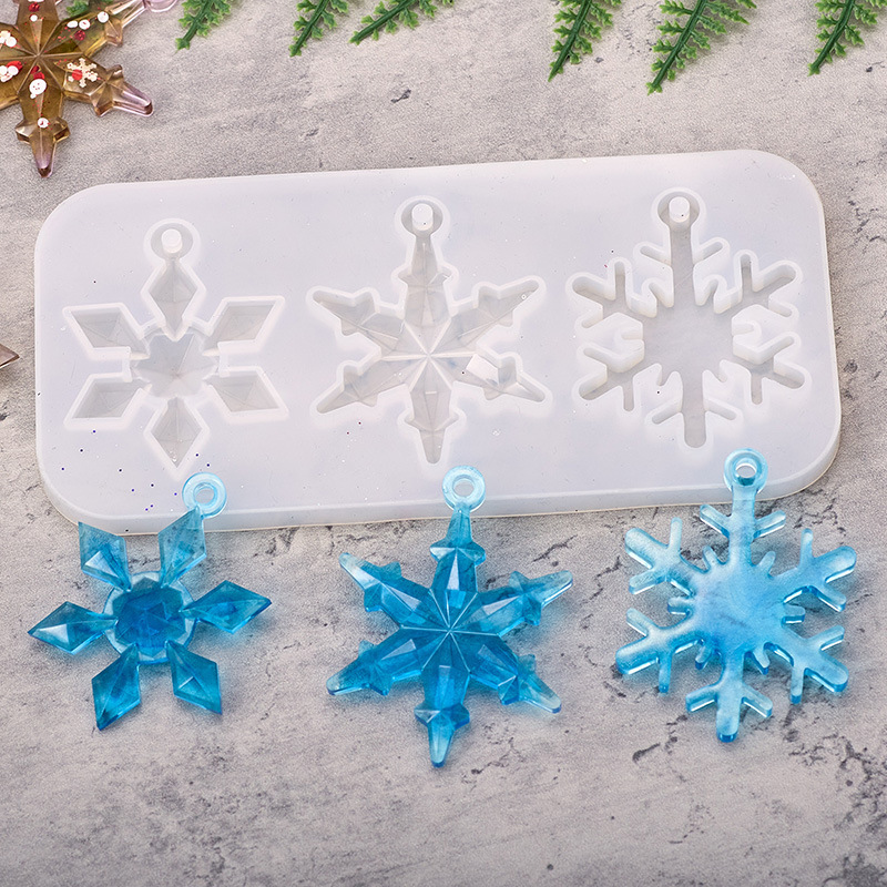 水晶滴ゴムdiyシリコンゴム金型クリスマス雪花ペンダント三連雪花アクセサリーペンダント穴付き切り面雪花|undefined