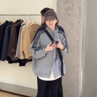 休闲时尚三条杠加绒加厚外套女秋冬季新款卫衣韩版宽松棒球服上衣