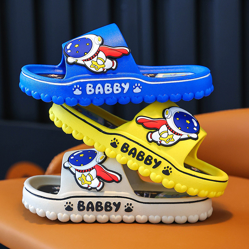 Children's Slippers Boys Summer New Non-Slip Indoor Home Big Children's Baby Girls and Boys Outer Wear Sandals and Slippers