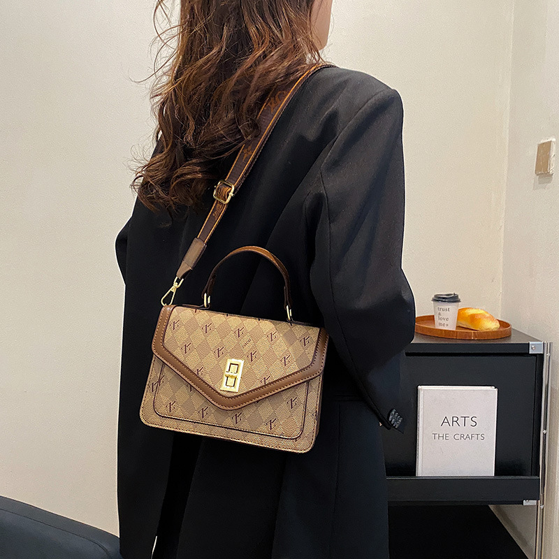 Borsa a tracolla donna grande capacità elegante e versatile_voghion.com