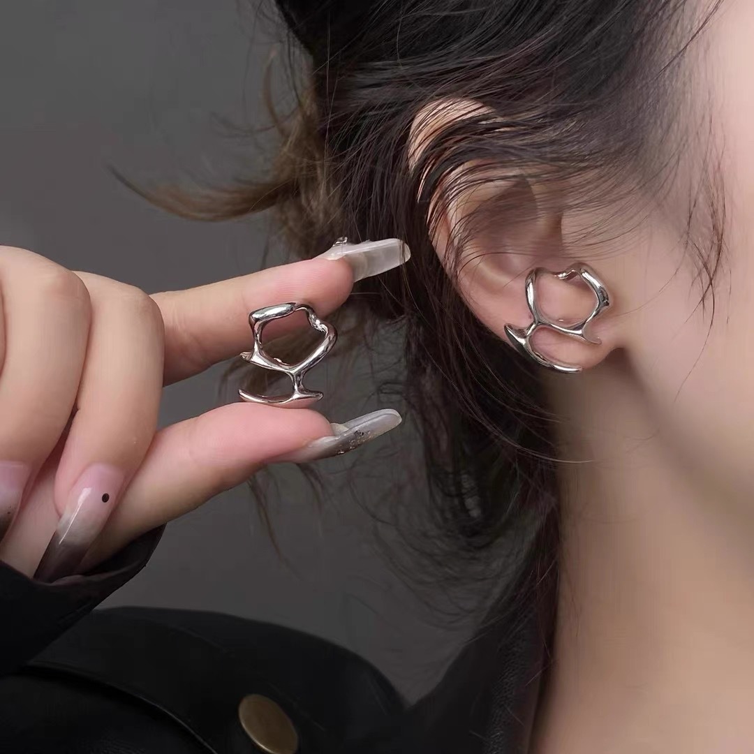 Irregular Liquid Metal Earrings for Men and Women, Personalized Trendy Hollow Earrings, Fashionable and Cool Style Earrings