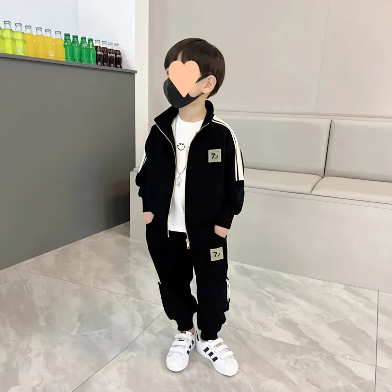 남학생 봄착용 어린이 스포츠 세트 2024 새로운 온라인 인기 소년 봄과 가을 코트 유행과 잘 생긴 투피스 세트
