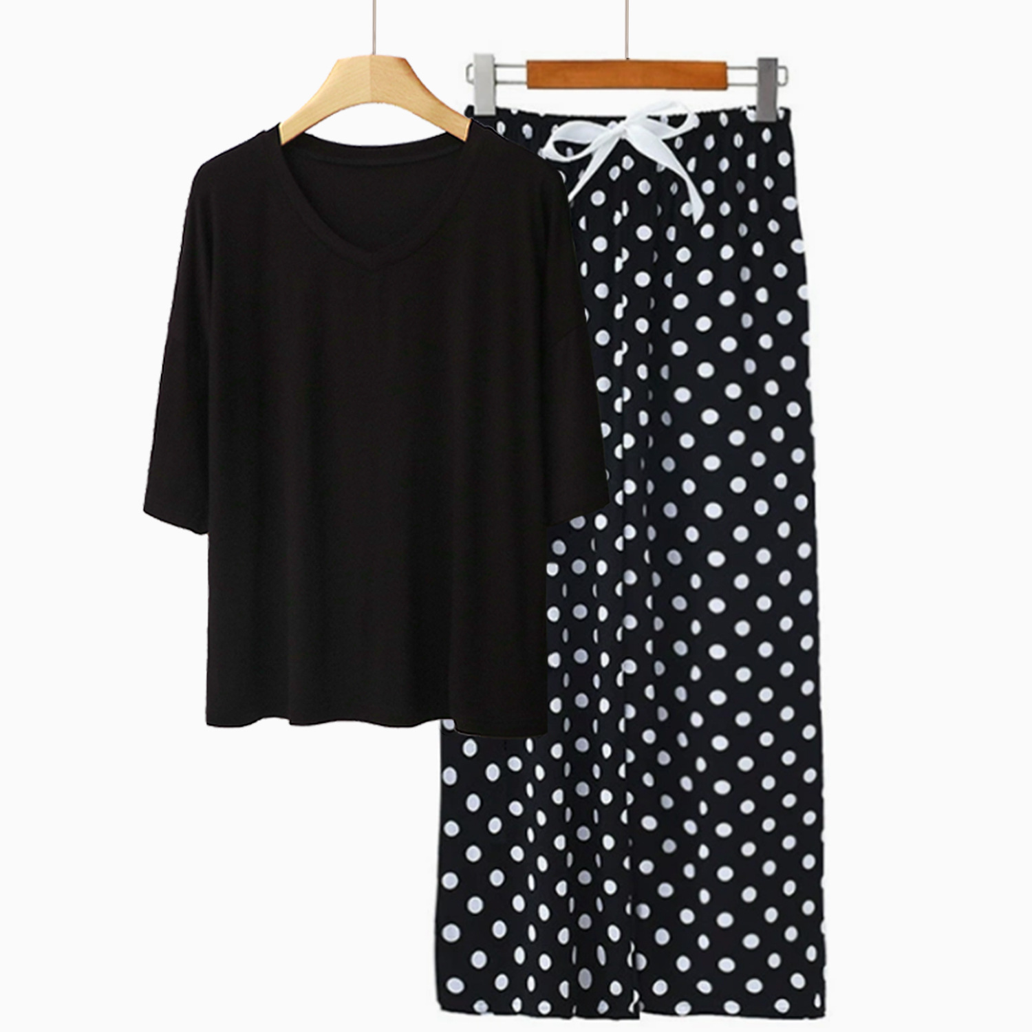 검정색 + 검정색 점