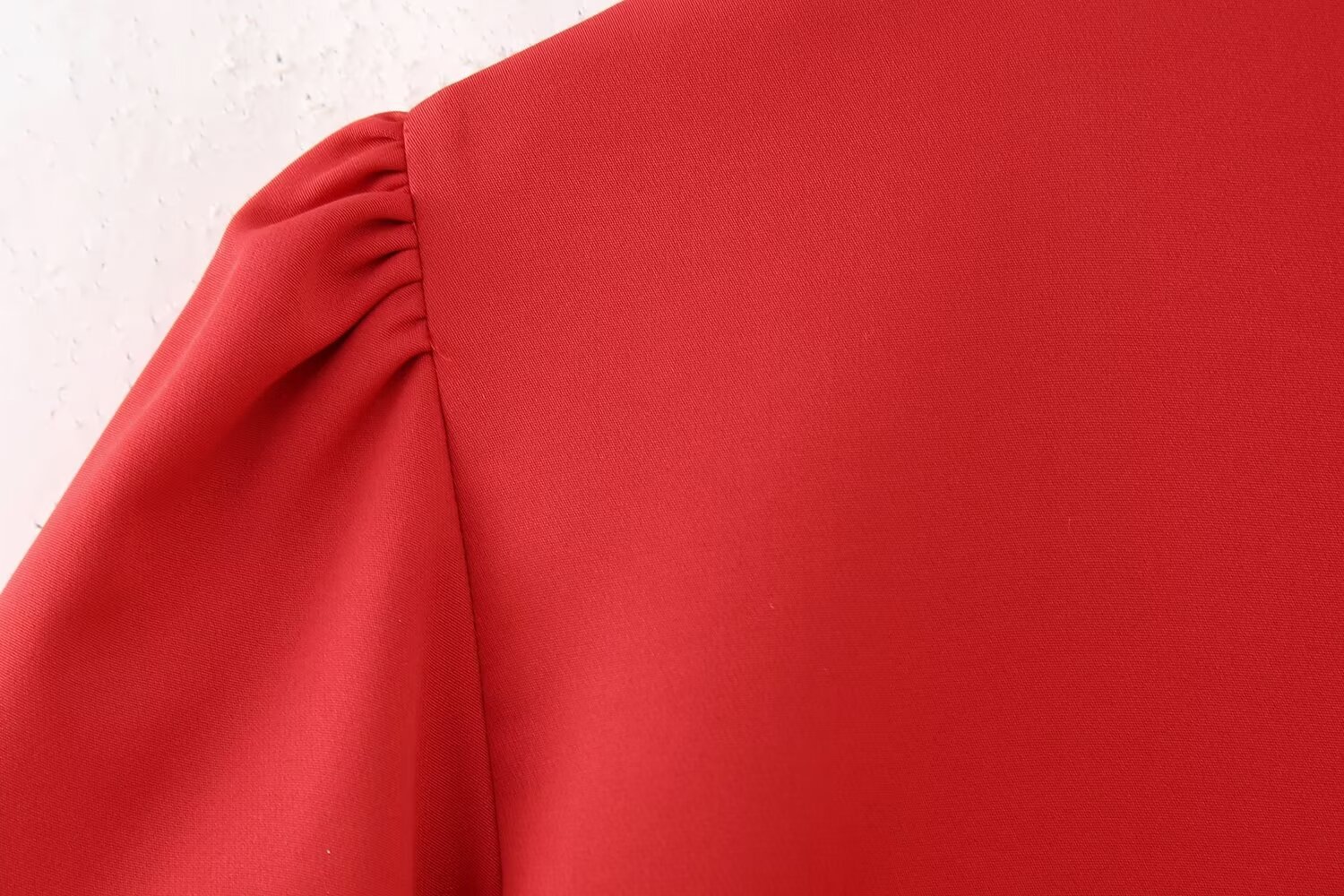 Abito donna con intagli a forma di cuore stile primaverile_voghion.com