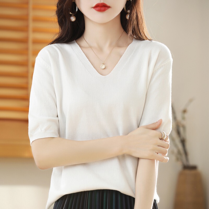 Wholesale V-neck short-sleeved knitted T-shirt women's pullover short mid-sleeved thin sweater Joker fashion trend half sleeve