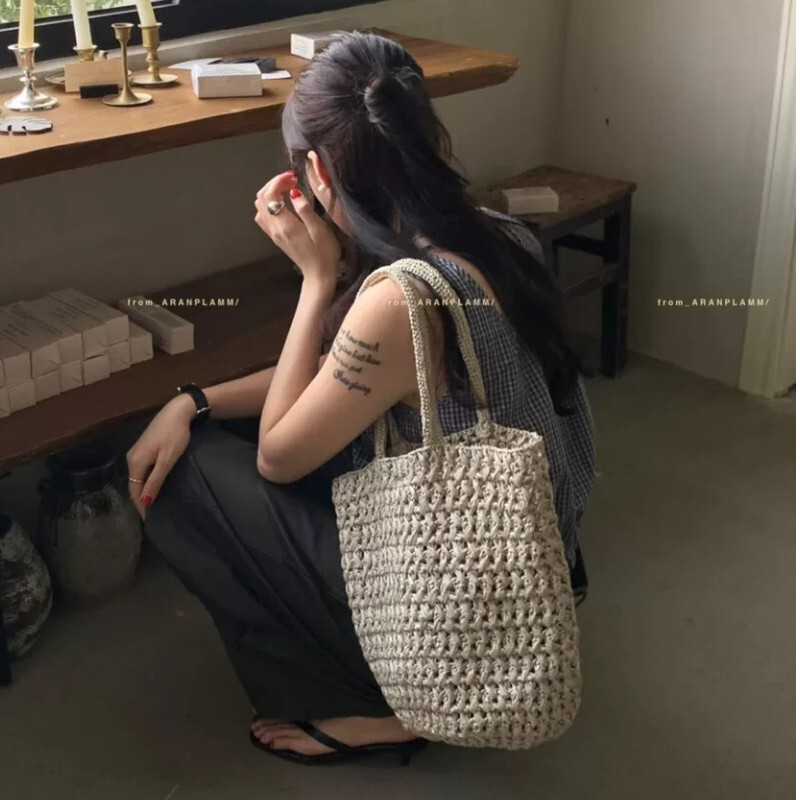 Lonslan Bag 2026 New Fashion Ultra-Light Straw Woven Handbag Holiday Single Shoulder Underarm Bag Woven Bag