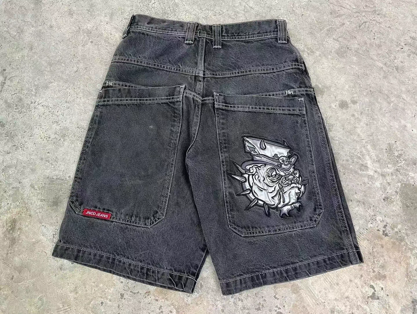 Джинсовые шорты ретро, loose fit, стирка черный/синий, разные размеры (2–XXL)