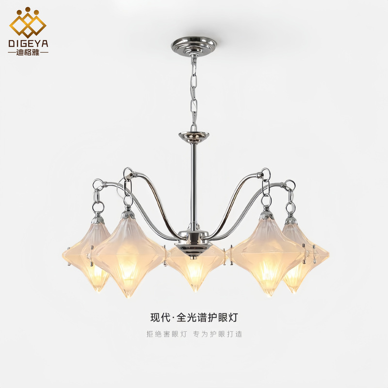 French-Style Vintage Living Room and Dining Room Chandelier, Modern Minimalist Creative High-End Artistic Cream-Style Star Bedroom Lamp French-Style Vintage Living Room and Dining Room Chandelier, Modern Minimalist Creative High-End Artistic Cream-Style Star Bedroom Lamp