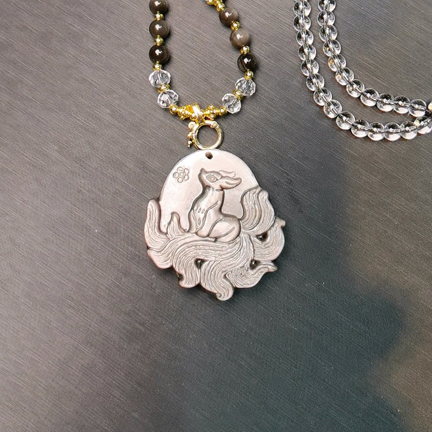 Natural Silver Obsidian Nine-tailed Fox Necklace For Men_voghion.com