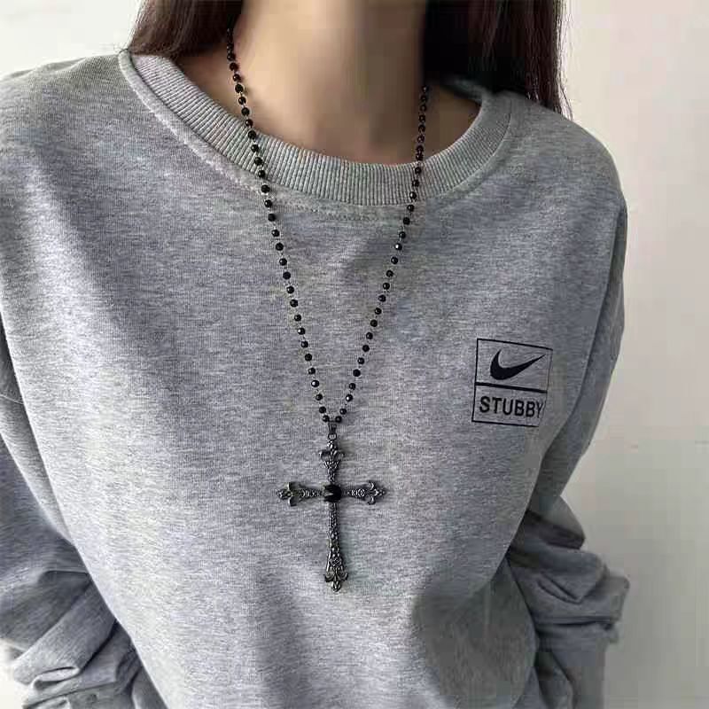 Gothic Punk Sweet Cool Cross Beaded Girl Necklace Y2K Sweater Dark Collarbone Bat Sexy Niche