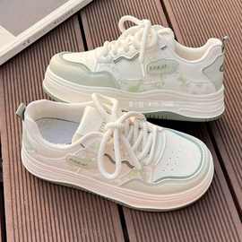 超火设计感小白鞋女2025夏季新款百搭chic小众设计休闲板鞋运动鞋