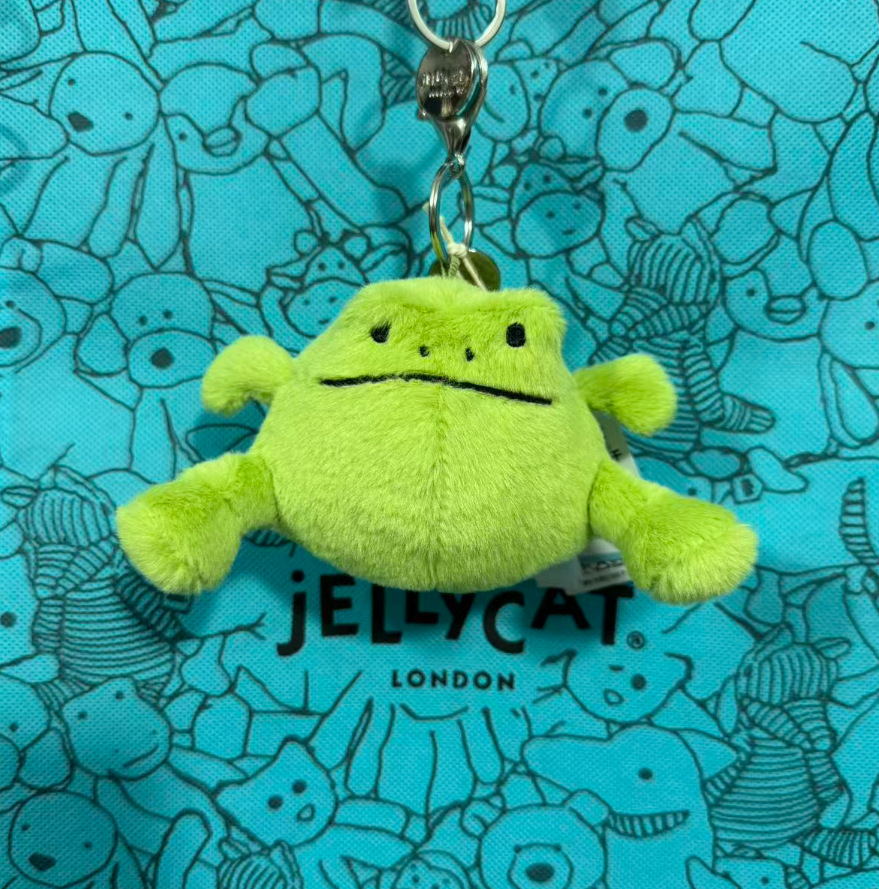 Frog pendant