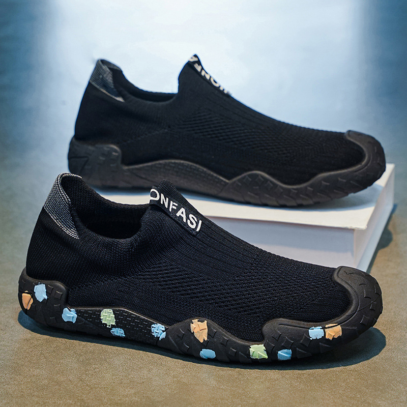 Zapatos para hombres primavera de 2026 nueva moda versátil hombre zapatos de malla transpirables antideslizantes zapatos casuales para correr