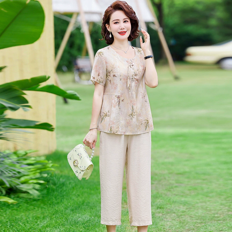 2024 женская новая одежда среднего и пожилого возраста летняя женская футболка мама одежда средний год с короткими рукавами