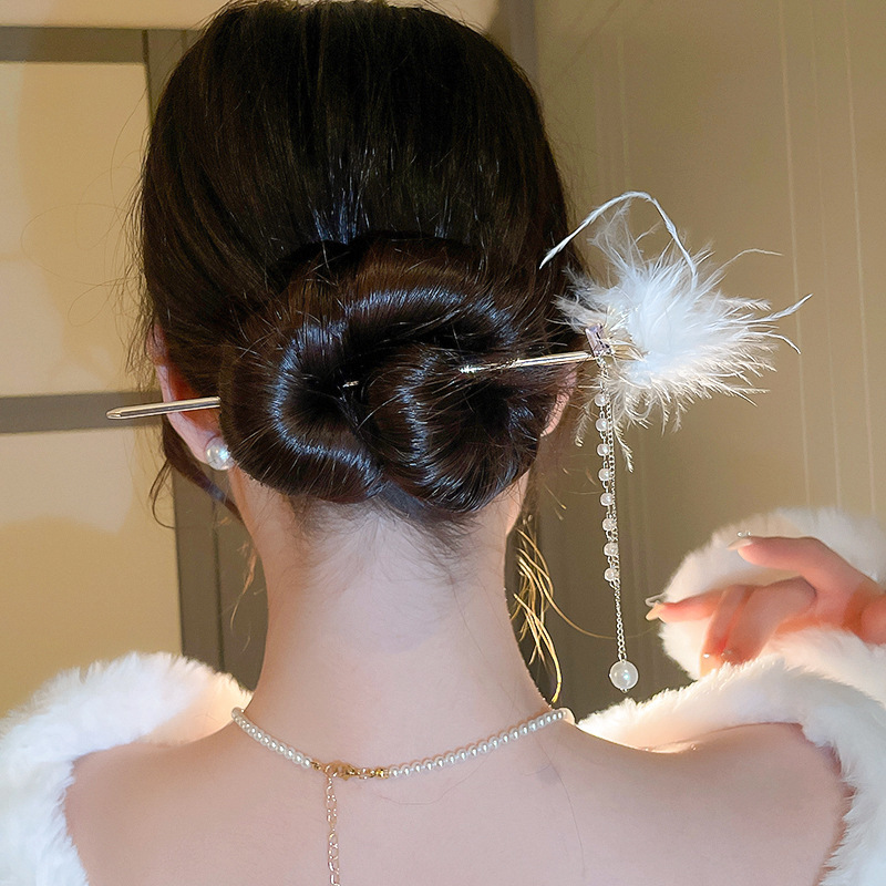 19 # Horquilla-Blanco-Pluma