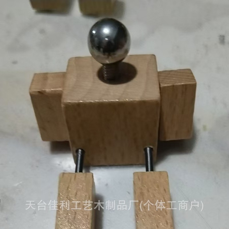 新品Shaking Wooden Man Figurine摇腿晃的木制人像摇晃汽车装饰|undefined