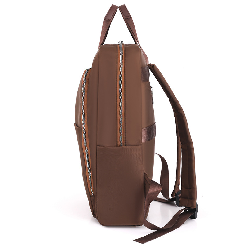 Fábrica al por mayor 2023 verano nuevo estilo casual damas mochila de nailon moda negocios computadora mochila de viaje mujer