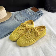 2025 夏の新スタイルメッシュ通気性本革フラットトレーニングシューズ女性のスポーツカジュアルシューズ軽量多用途フォレストシューズ