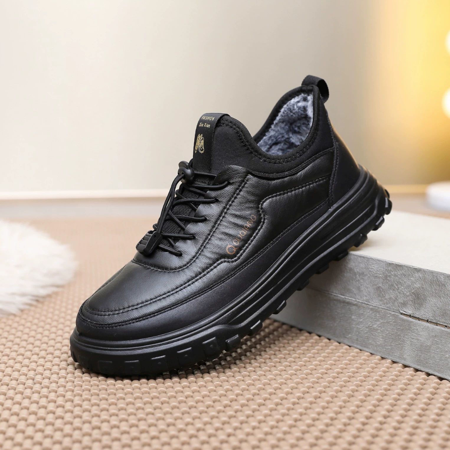 Зимние новые бархатные кроличьи меховые мужские хлопчатобумажные ботинки утолщены и удобны для пожилых и пожилых пап водонепроницаемые теплые снежные ботинки