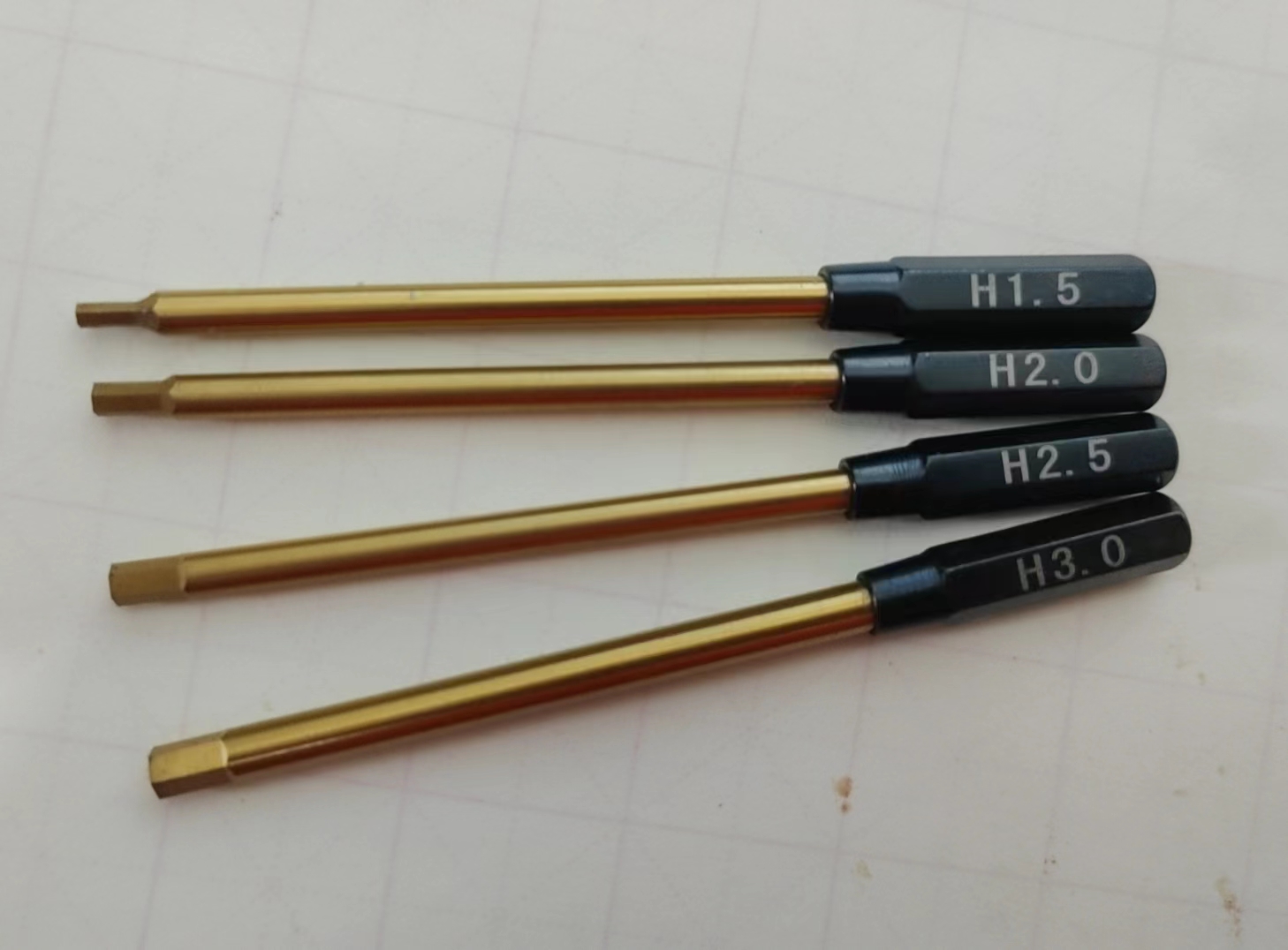 Herramienta de modelo aéreo destornillador hexagonal hembra hexagonal cabeza de corte de lote de 2 / 2.5 / 3mm llave para máquina de protección de plantas de UAV