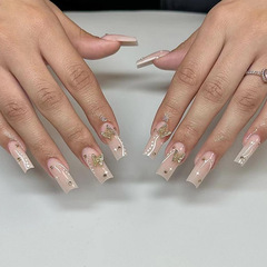 European and American gentle golden butterfly nail art, detachable, elegant and lightweight false nail stickers, nails.