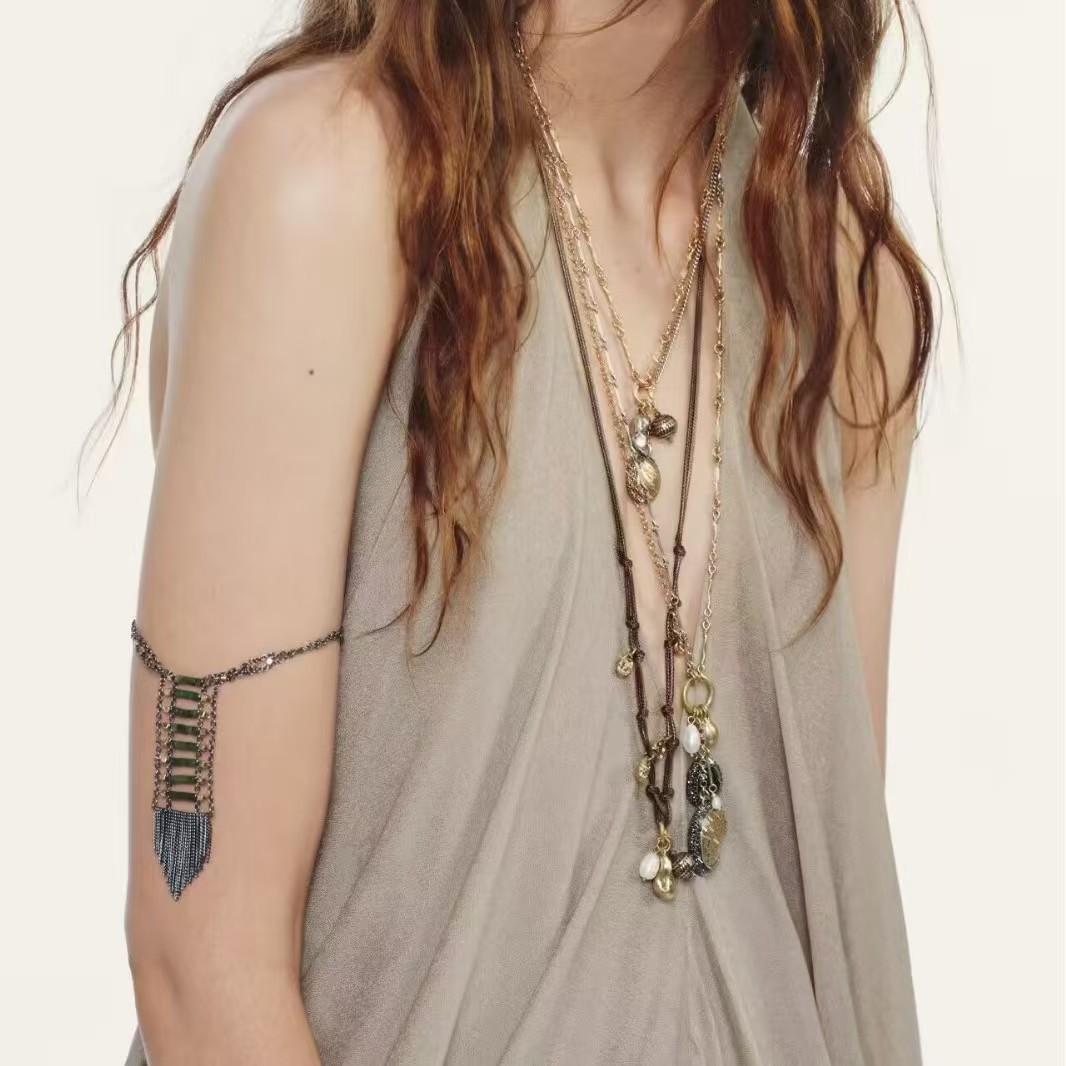 Collier torque luxueux multi-rangs à pampilles en strass_voghion.com