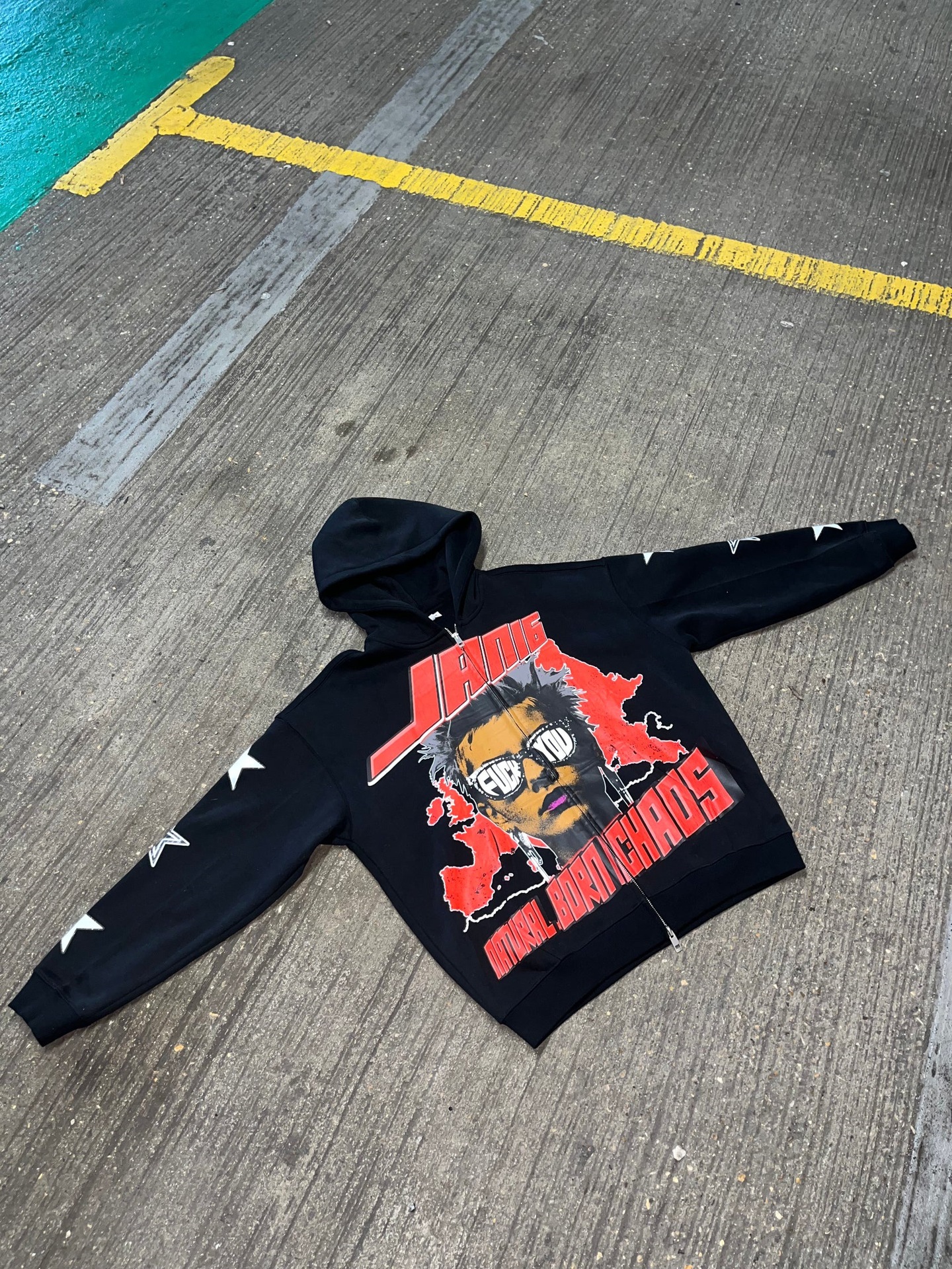 Gothic Anime Print Hoodie – Oversized Y2K Streetwear Pullover With Long Sleeves, Unisex Dark Aesthetic Fashion_viptrois.com