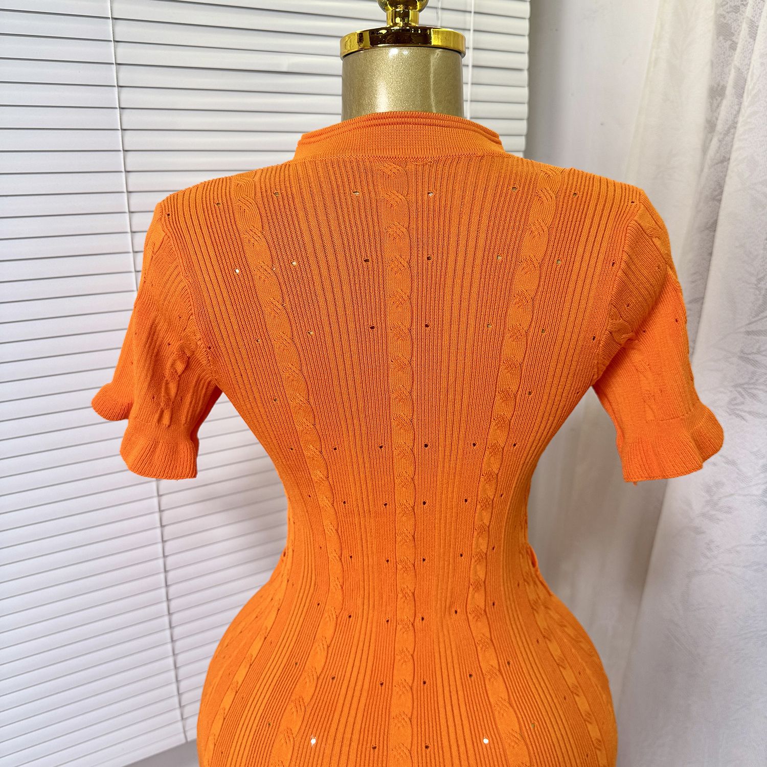 Women's European American Style Knitted Dress Simple Elegant Summer Single-Breasted Hollow out Slim Fit Temperament Long Dress_ecoleips.com