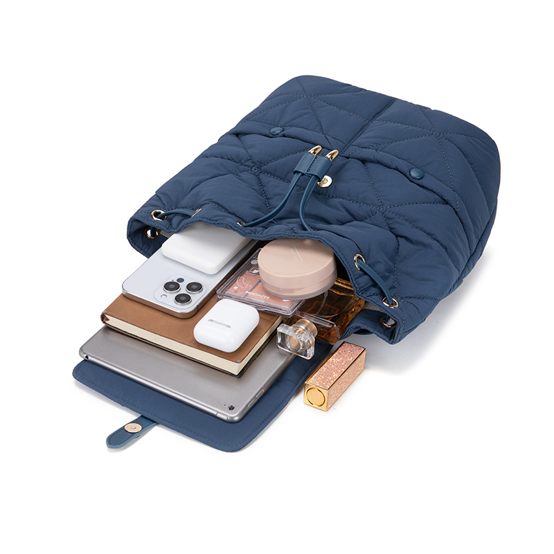 Women's bag ladies backpack niche design personality trend simple fashion schoolbag_voghion.com