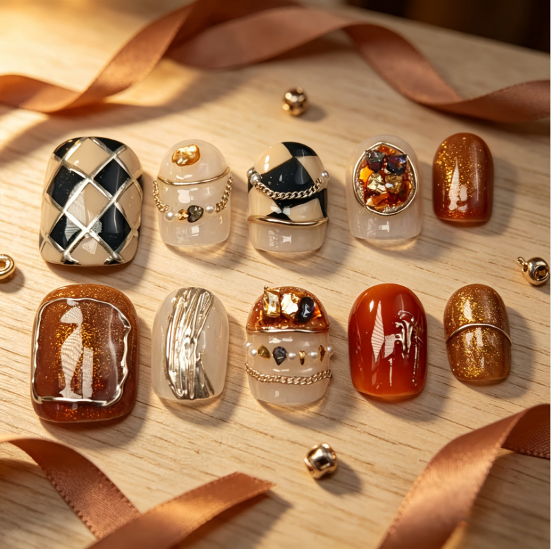Amber Hand-Painted Striped Gravel Retro Elegant Nail Art Versatile Complexion-Enhancing Light Luxury Noble Short Press-On Nails Amber Hand-Painted Striped Gravel Retro Elegant Nail Art Versatile Complexion-Enhancing Light Luxury Noble Short Press-On Nails