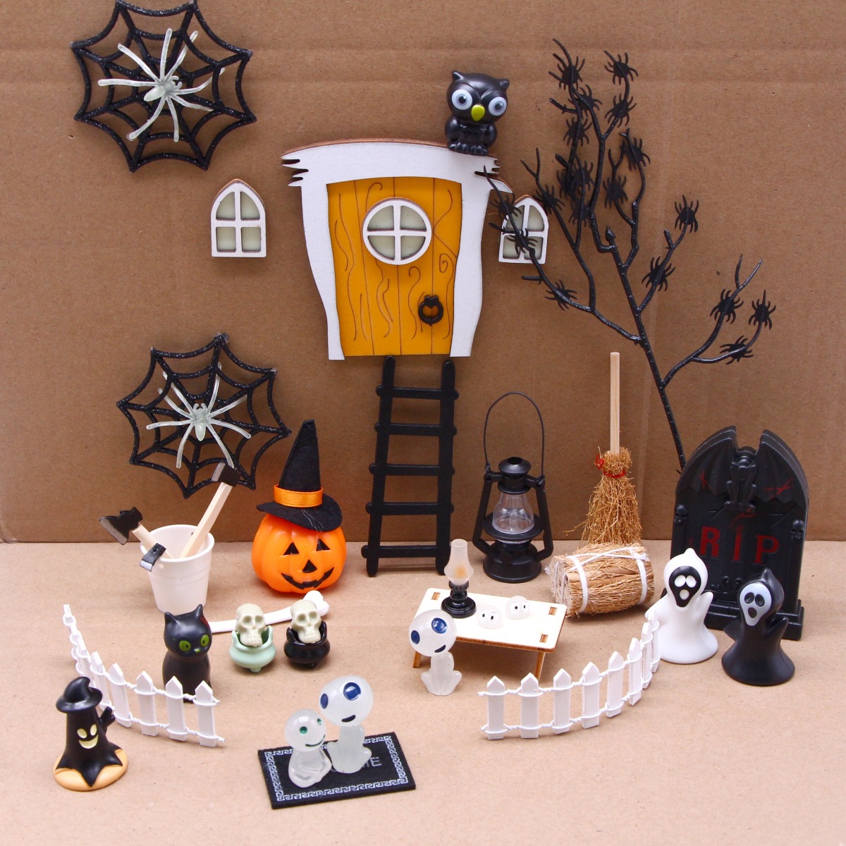 Casa de muñecas transfronteriza Halloween miniatura escena decoración fantasma Festival luminoso accesorios de resina accesorios de tiro