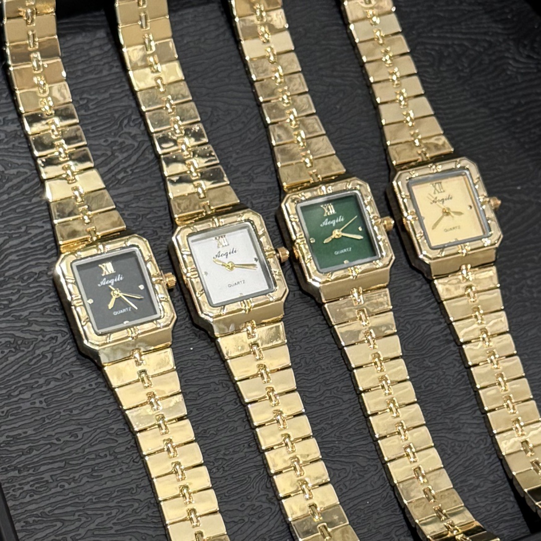 Simple Square Small Square Watch for Women Niche Commuting Versatile Medieval Gold High-End Silent Quartz Watch Foreign Trade Wholesale