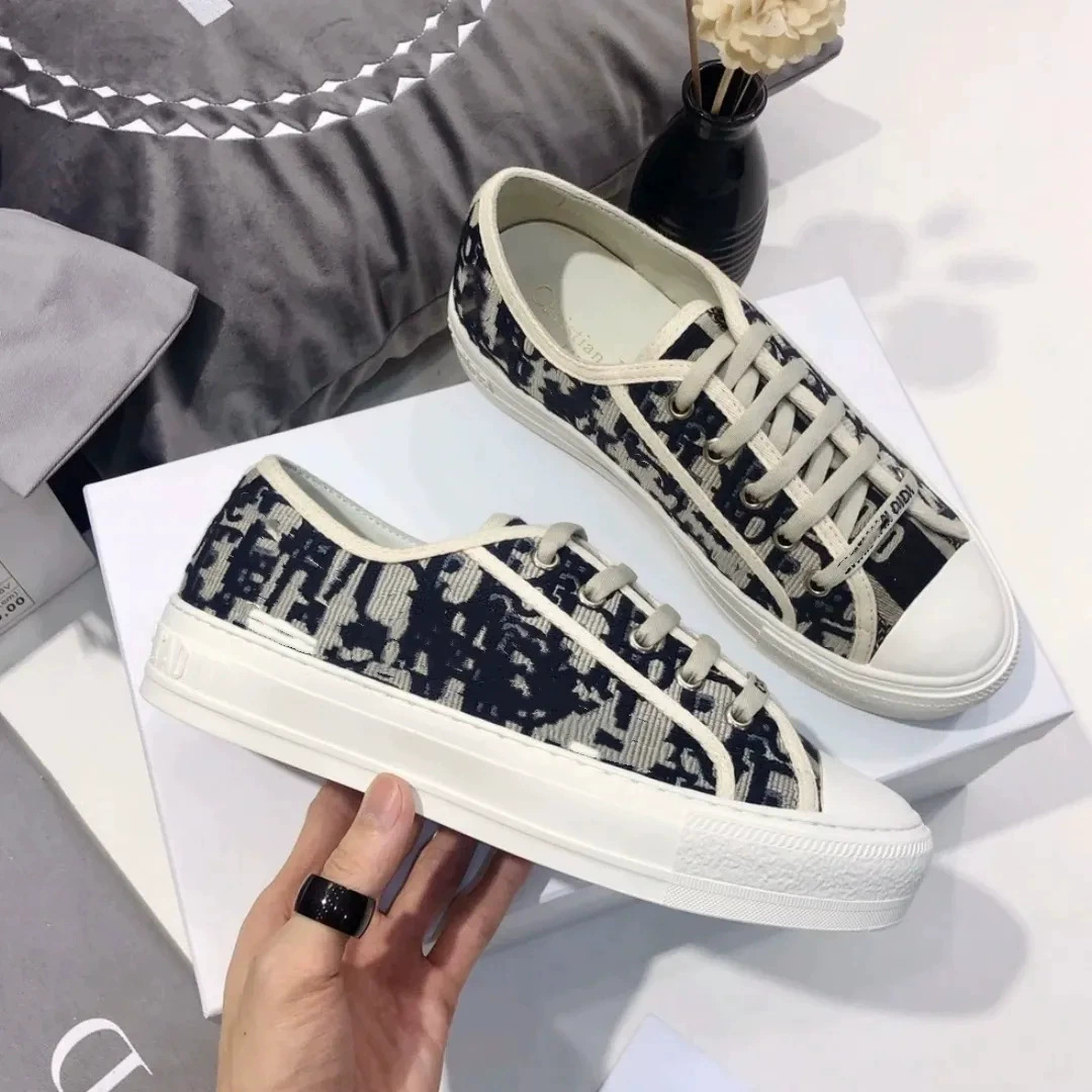 D Brand Printed Embroidered Low-Top Thick-Soled Canvas Shoes 2025 Early Spring Fashion Style Front-Tie Couple's Casual Shoes