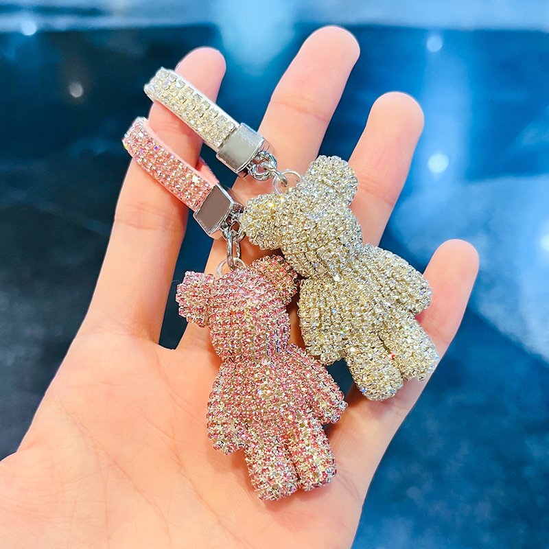 2026 New High-end Diamond-studded Bear Keychain for Girls, Bag Pendant, Backpack Decoration, Cute and Fashionable Keychain