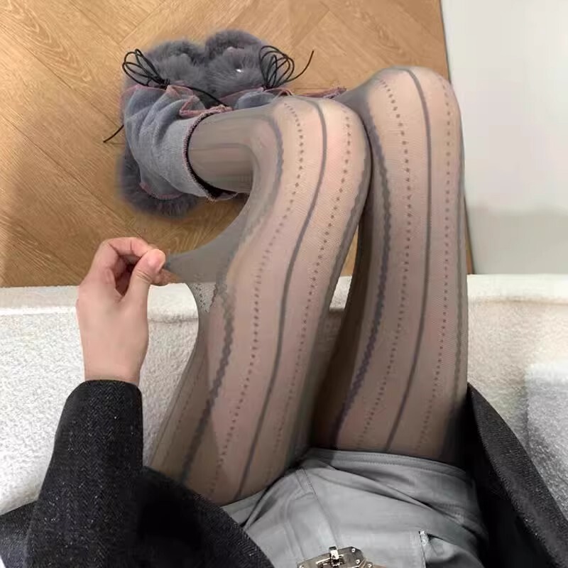 Silk Stockings Women's White Exquisite Vertical Lace Pattern Romantic Vintage Jacquard Sexy Pure Style Thin Transparent Pantyhose