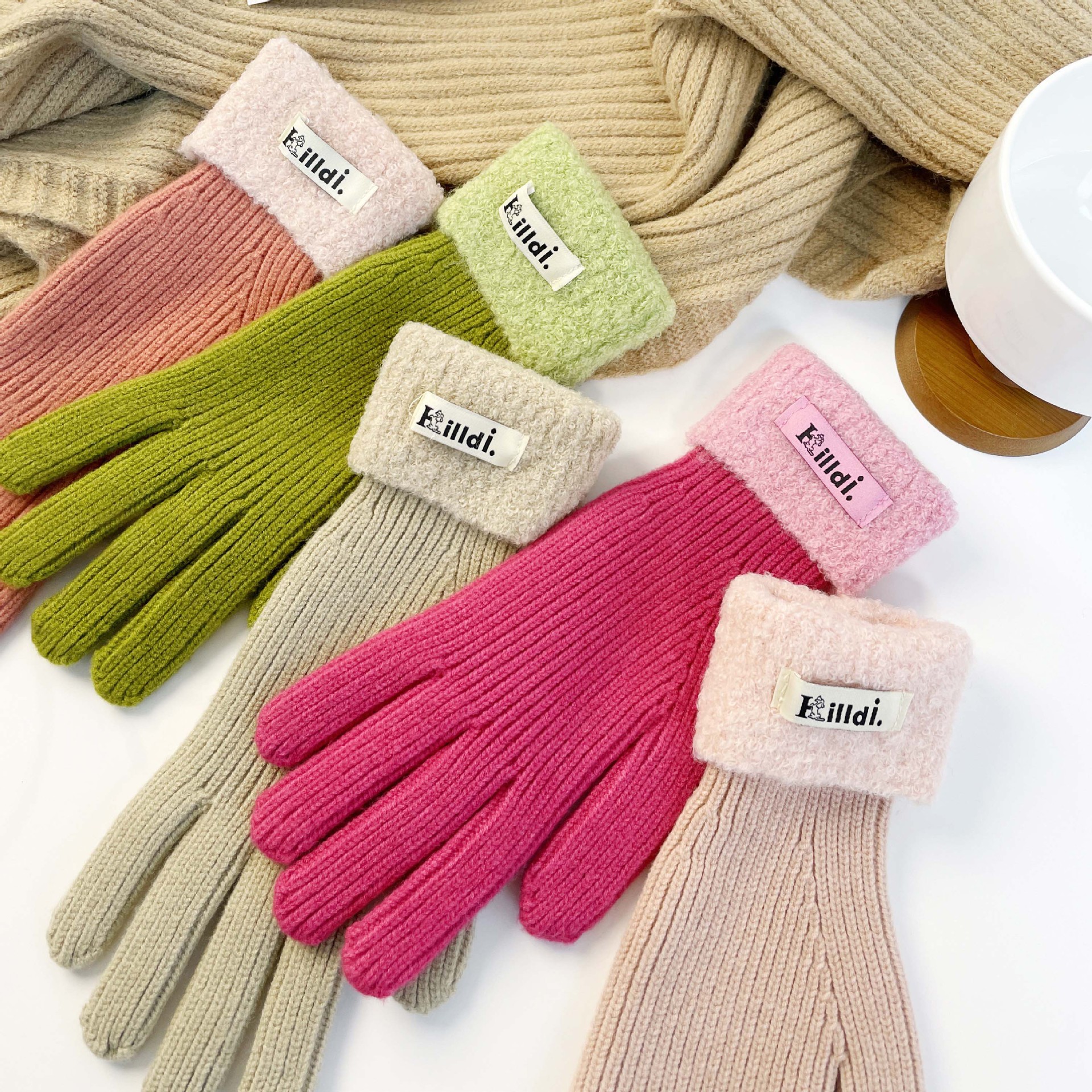 Solid color knitted touch screen 2023 winter Korean version split finger for warmth, anti slip, plush yarn gloves_voghion.com