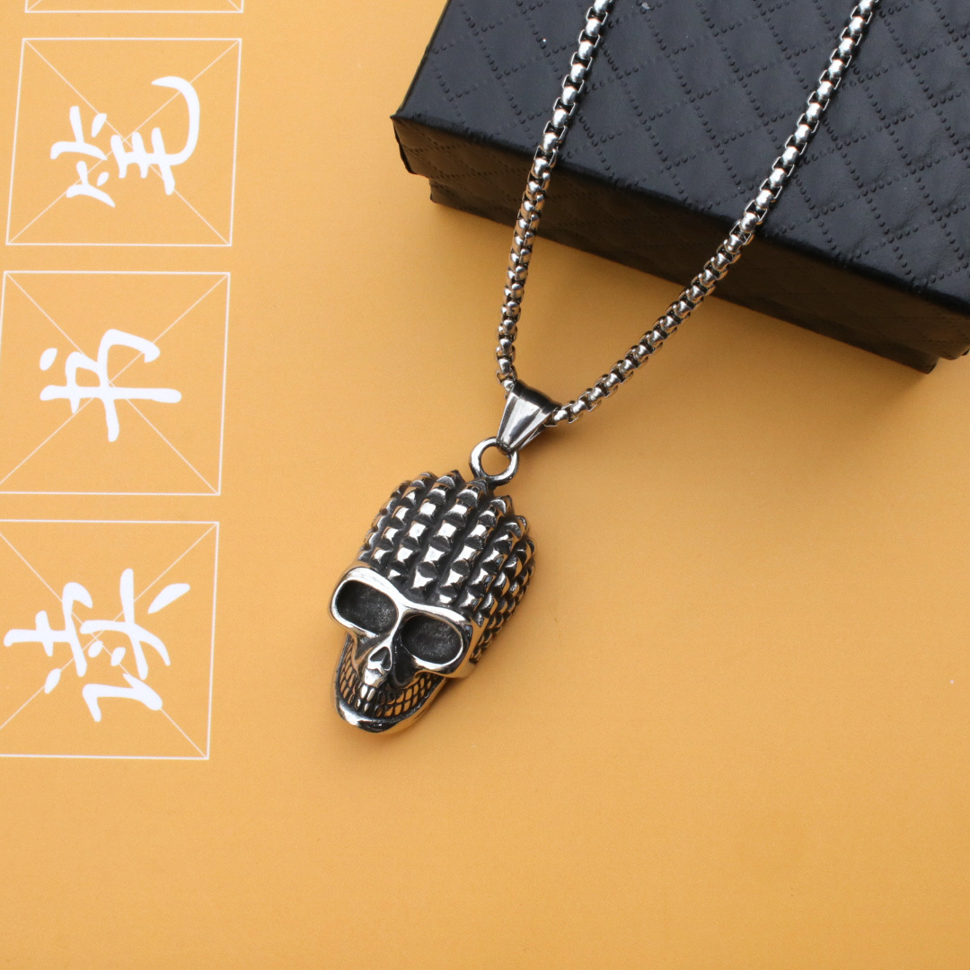 Retro necklace stainless steel