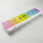 单排钢琴按键七彩一周药盒药片维生素分类大容量7格按压彩虹药盒