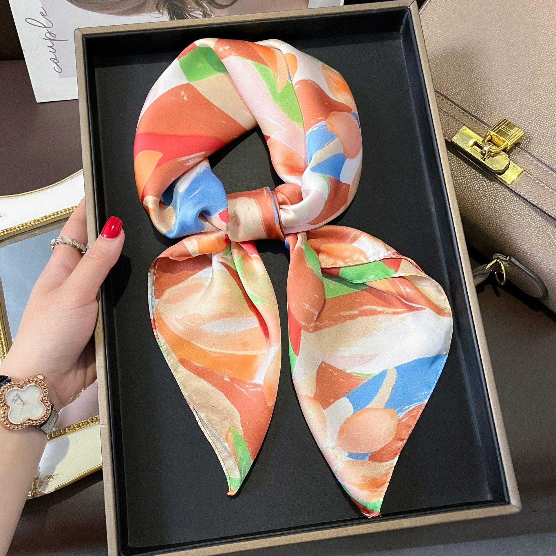 Small Square Scarf Floral Printed Versatile Neck Scarf For Women_voghion.com