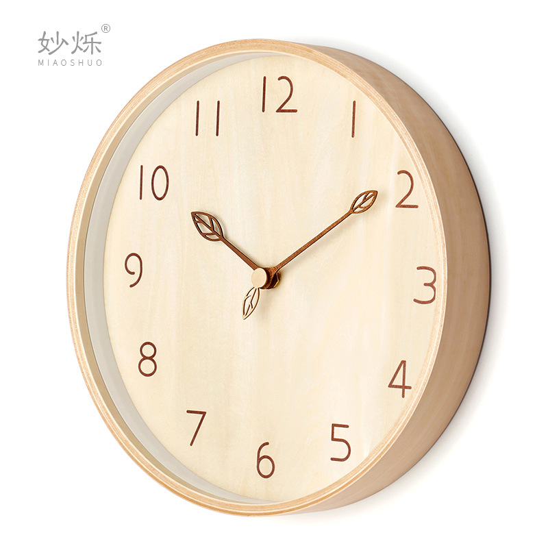 Internet Celebrity Nordic Wall Clock Modern Distinctive Creative Fashion Solid Wood Clock Living Room Household Simple Clock Mute Wall Hanging