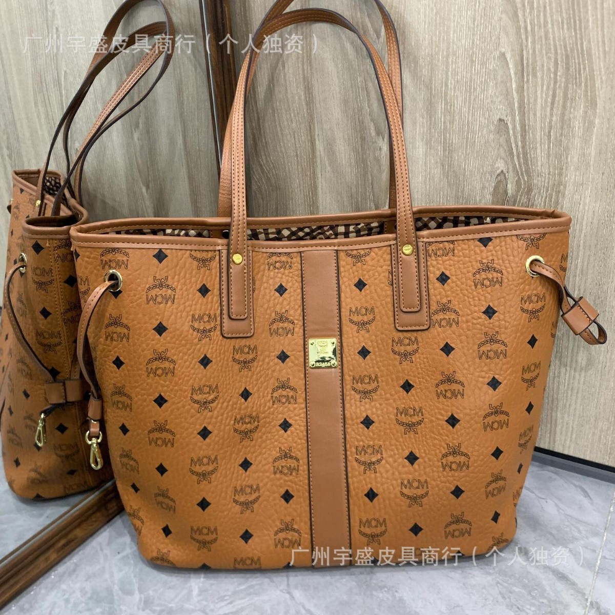 Mc New Trendy Mother-Daughter Bag Tote Bag Single Shoulder Large Capacity Shopping Bag Fashionable Versatile Armpit Bag Commuter Women's Bag