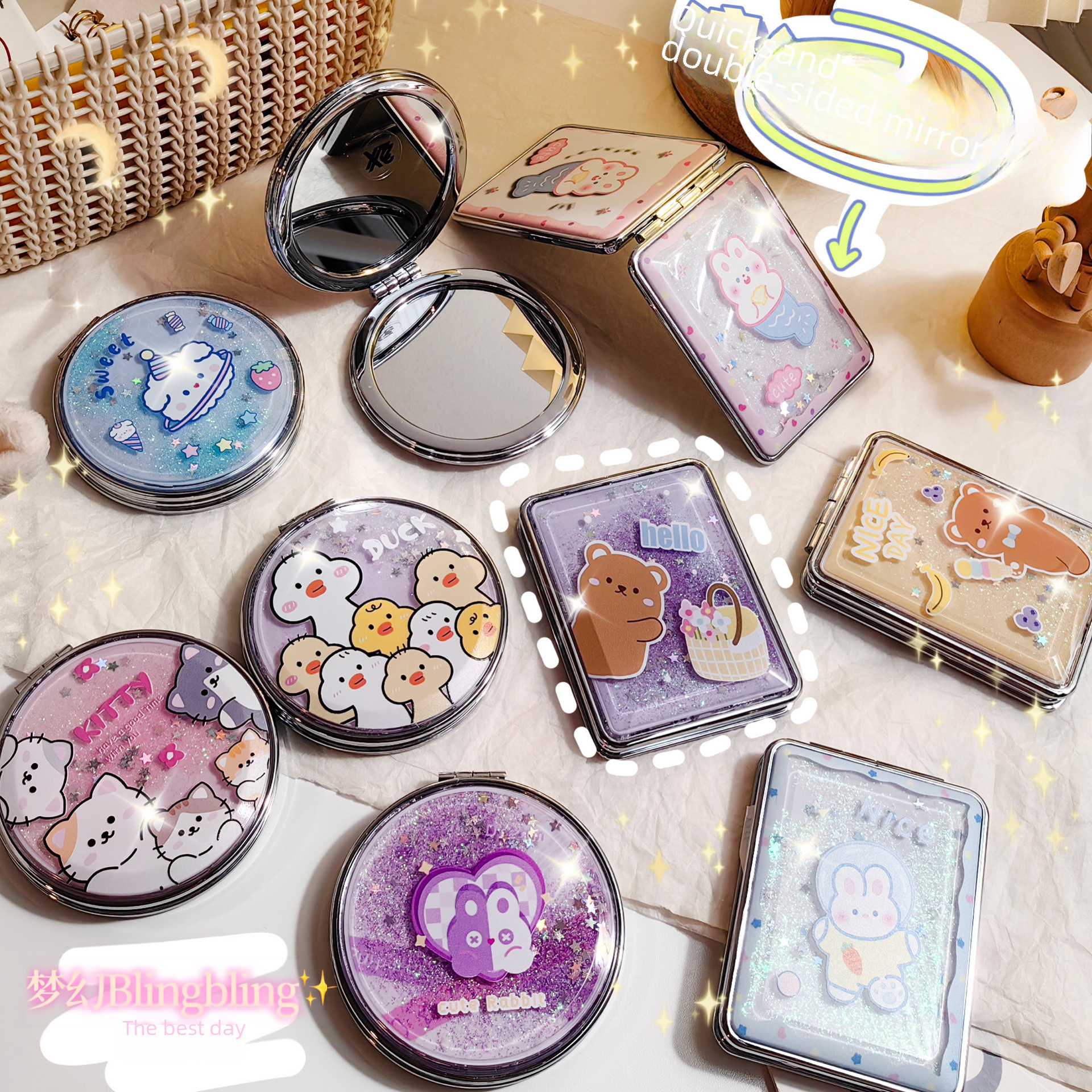 Cartoon double-sided handheld folding mirror for students