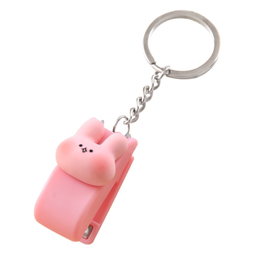 Creativo de dibujos animados lindo mini grapadora estudiante portátil con llavero colgante tamaño pequeño grapadora de oficina al por mayor