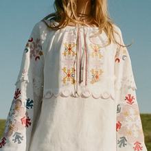 法式亚麻衬衫长袖新款复古镂空刺绣圆领白色喇叭袖宽松亚麻衬衫女