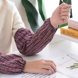 衣钩/挂钩;收纳盒;衣架