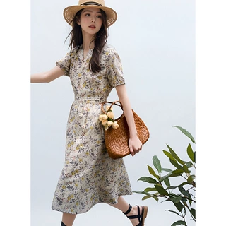 法式v领短袖碎花连衣裙女夏季新款2026气质名媛高级中长款茶歇裙