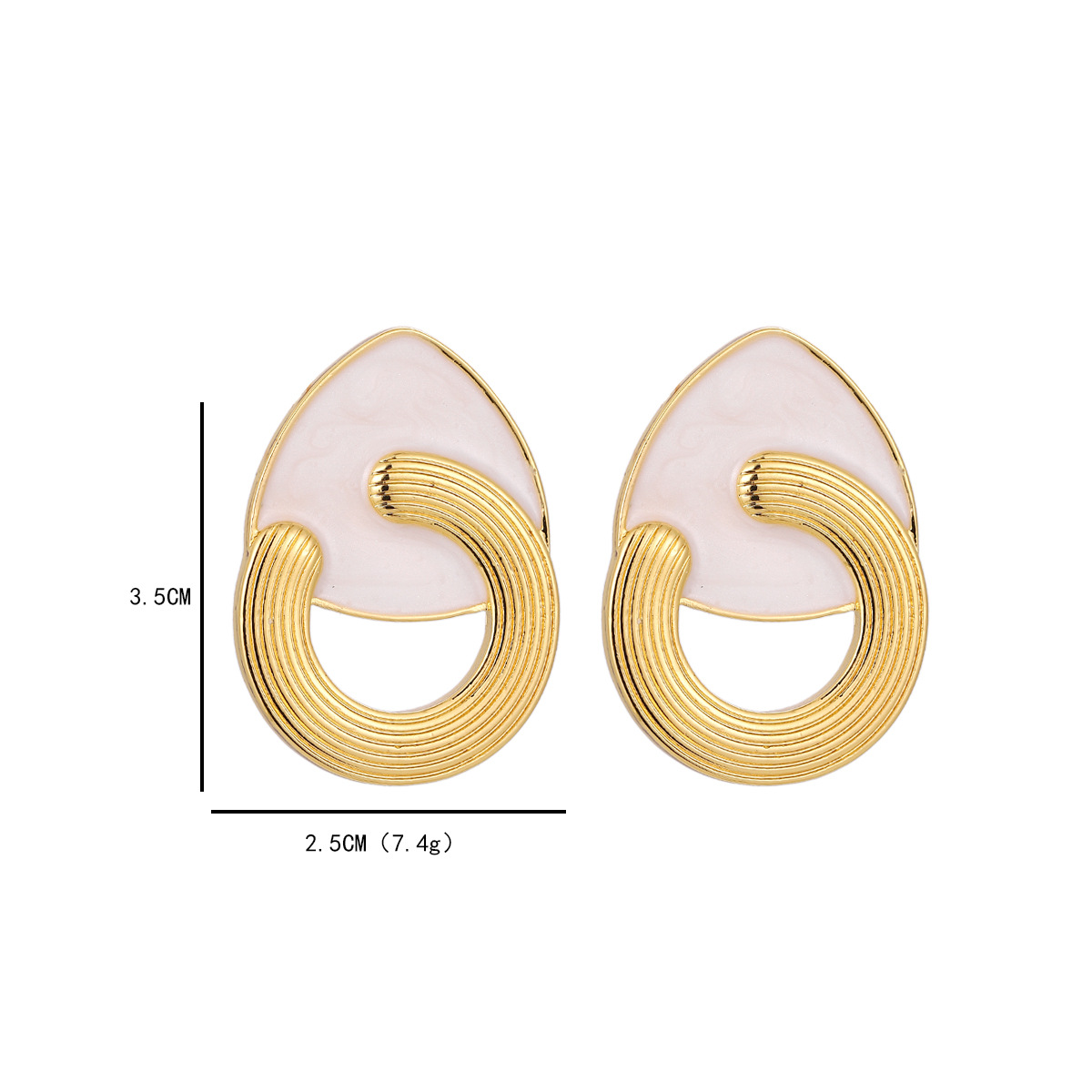 Viento que sopla Medio Verano Zhao Liying mismo estilo pendientes Xu Medio Verano natural blanco pendientes de fritillary triángulo C pendientes nicho diseño