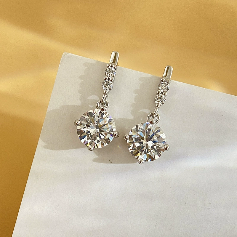 Серьги-гвоздики из стерлингового серебра S925 с четырьмя зубцами из муассанита, модные, простые, универсальные, оптовая продажа с живого источника, супер блестящие