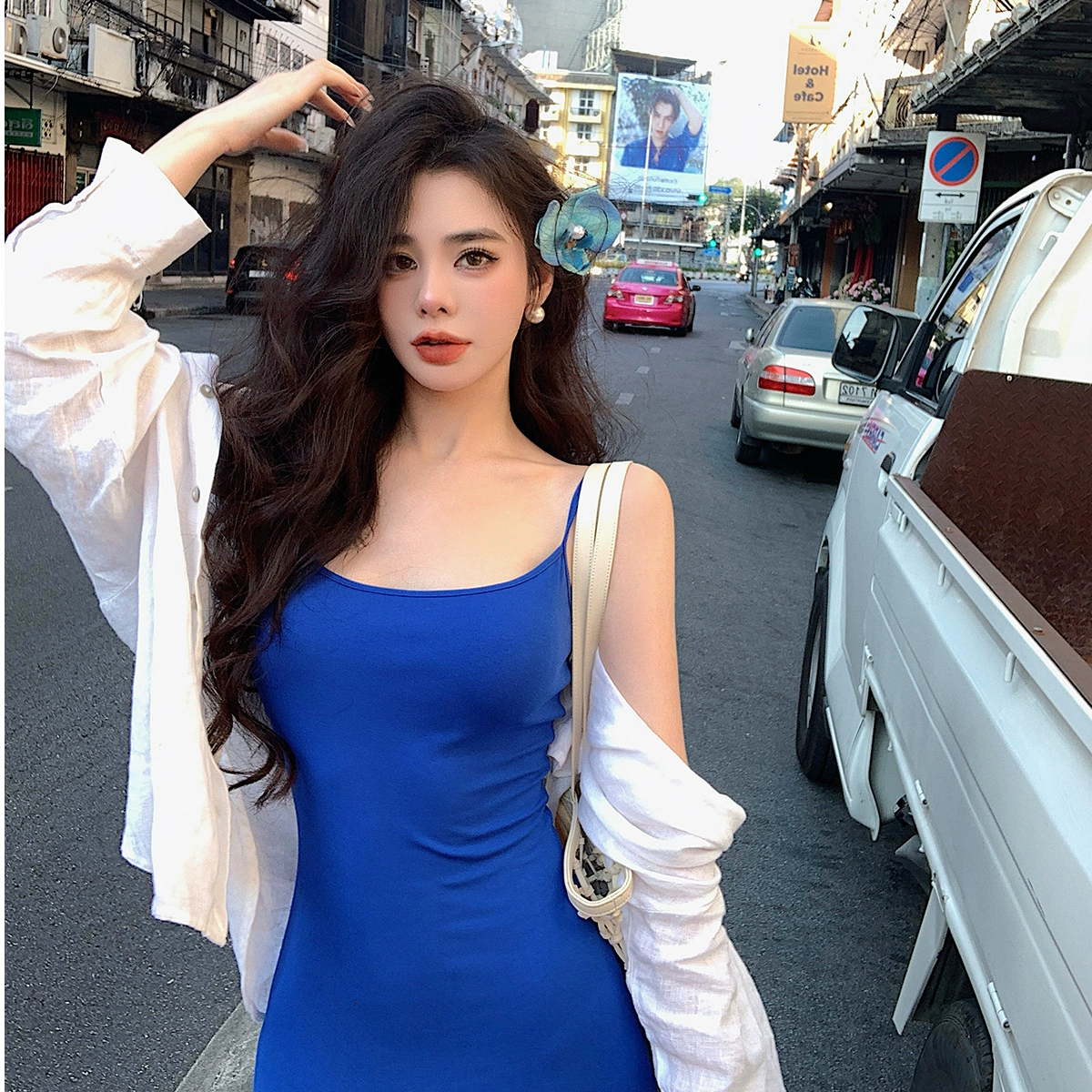 2025 новый стиль подтяжка платье женская летняя новая темно-синяя обшитая бедра тонкая талия, тонкая длинная юбка